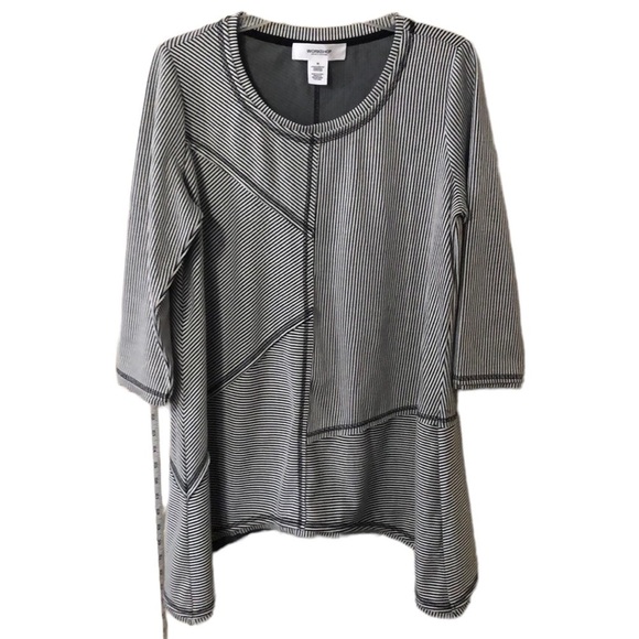 Shark bite stripped top - Picture 1 of 11